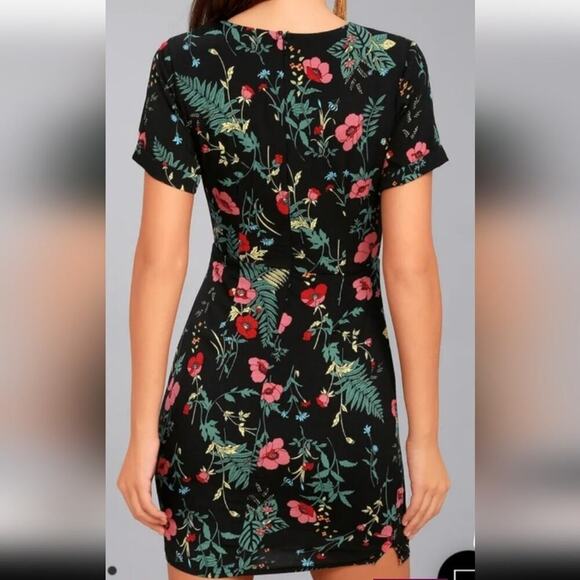 Lulu's Night in the Jungle Dark Floral Body Hugging V-Neck Mini Dress S - Picture 5 of 10
